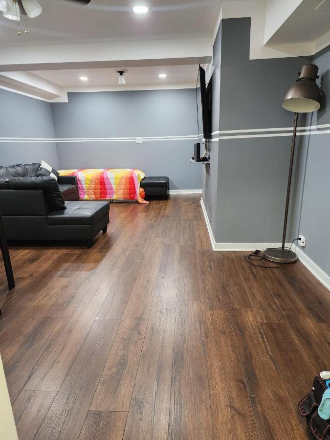 Granville Appartment Чикаго Экстерьер фото