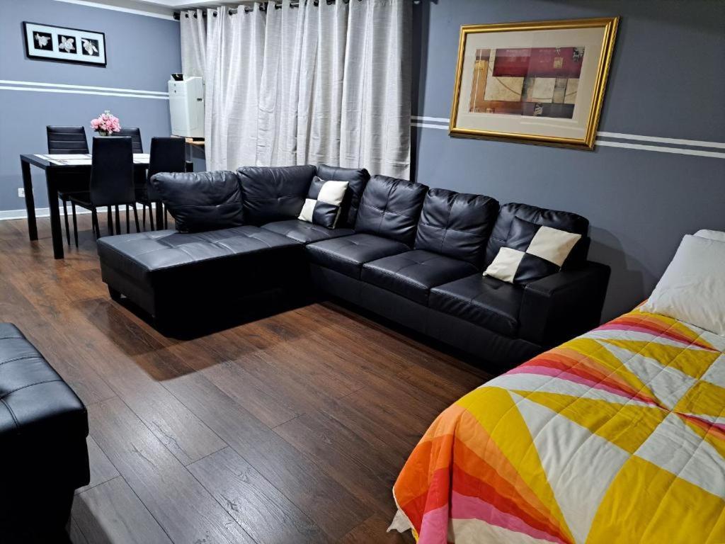 Granville Appartment Чикаго Экстерьер фото